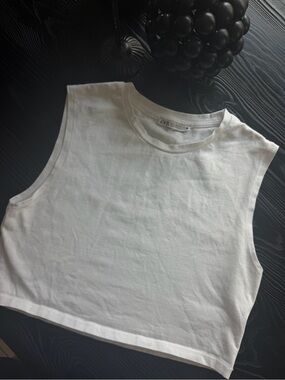 ZARA White Cropped Tank Top